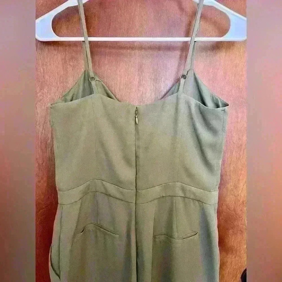 Jennifer Lopez Olive Green Jumpsuit - Picture 5 of 9